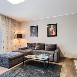 Apartmán Alibi, Vratislav